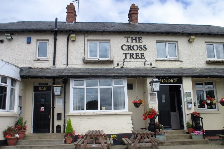 Byfield Pub